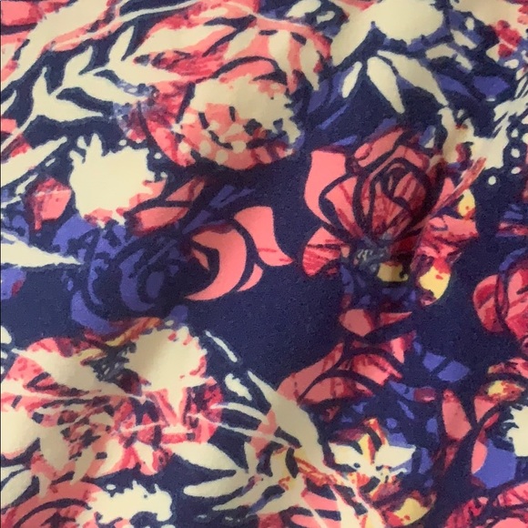 Lulularoe legging bundle one size - Picture 7 of 7